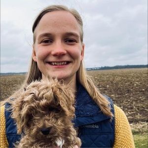 Meet your Posher, Naomi